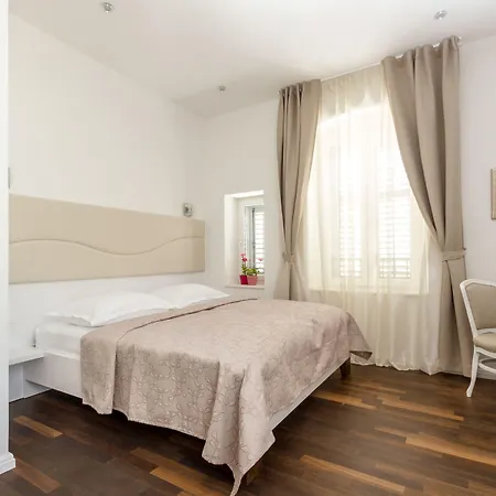 Pellegrini Luxury 4* ספליט