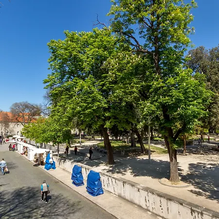 ペレグリーニ ラグジュアリー ルームズ ゲストハウス スプリト