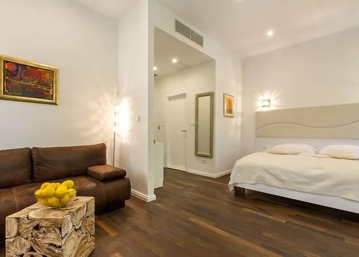 Pellegrini Luxury Guest house 4*