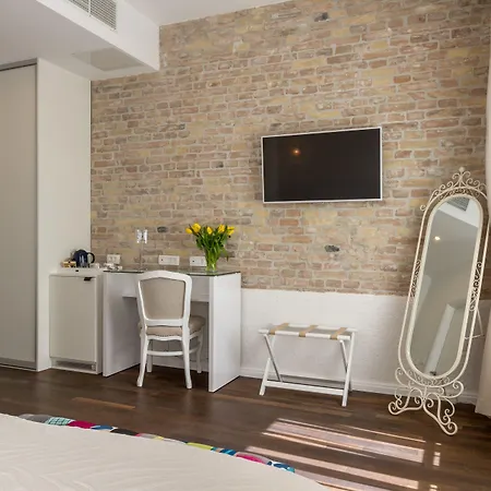 Pellegrini Luxury Gasthuis Split