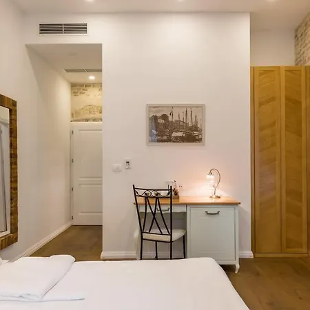 佩莱格里尼奢华旅馆